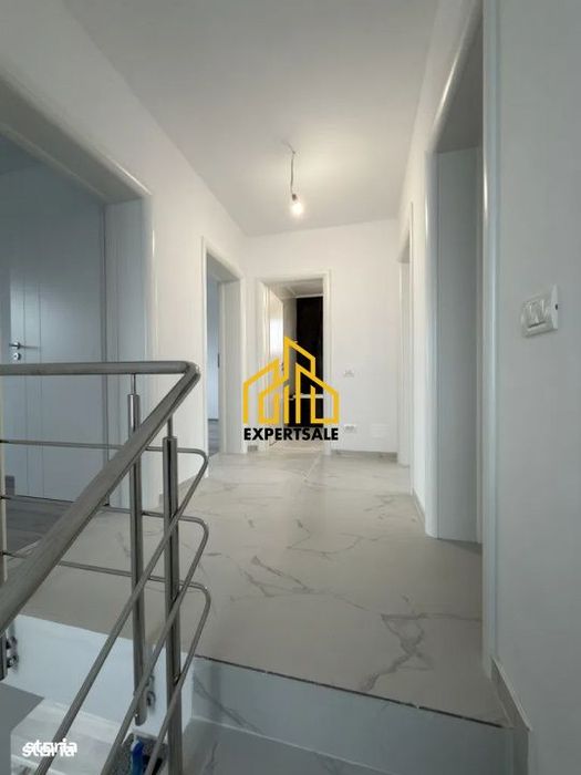 Casa Domnesti/  5 Camere/ 400 Mp Teren/Utilitati