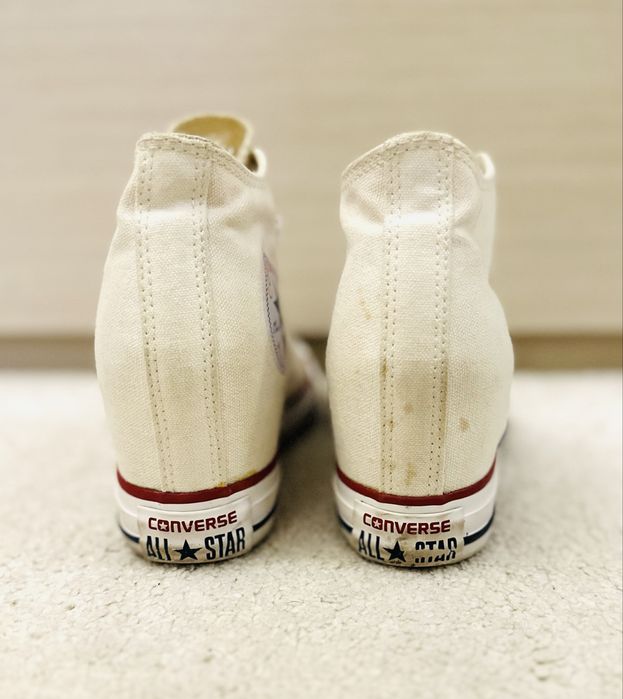 Converse cu talpa ascunsa