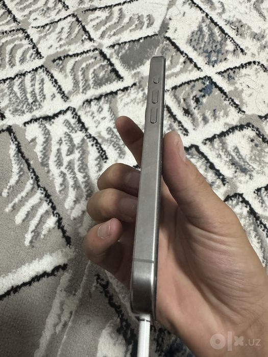 Iphone 15 pro sotiladi