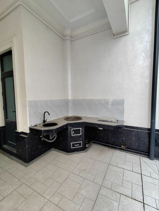 Srochno sotiladi 8honali  uchastka