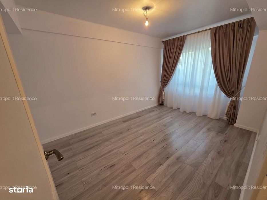 Apartament cu 3 camere de vanzare, Valea Lupului, bloc nou — fotografia 2