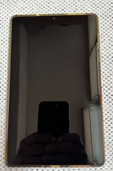 Vând sau schimb Tableta Lenovo Tab M8 (4th Gen) 2024