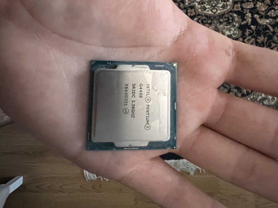 Procesor Intel Pentium G4400 3.30GHz socket 1151, SR2DC, functional