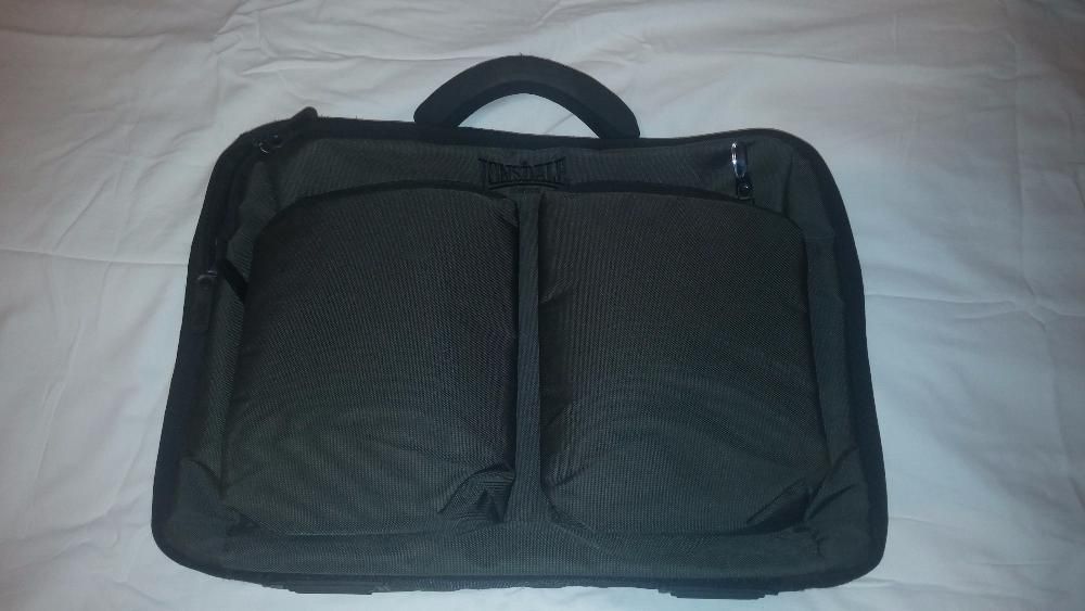 Чанта лаптоп чисто нова