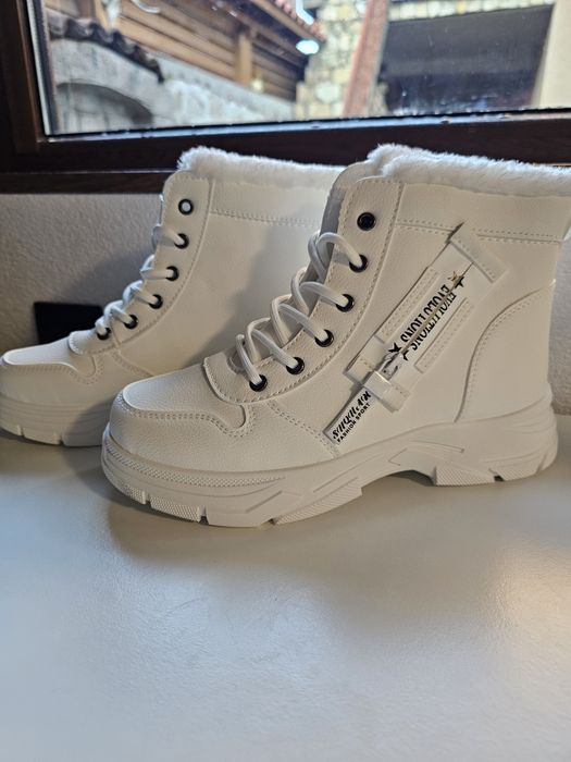 Зимни ботуши дамски