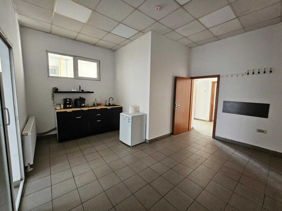 Inchiriez spatiu comercial stradal pe malul Begai