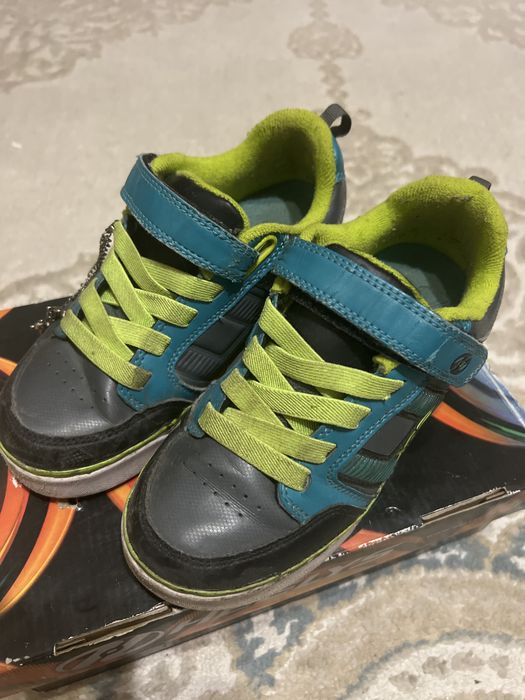 HEELYS кроссовки с роликами
