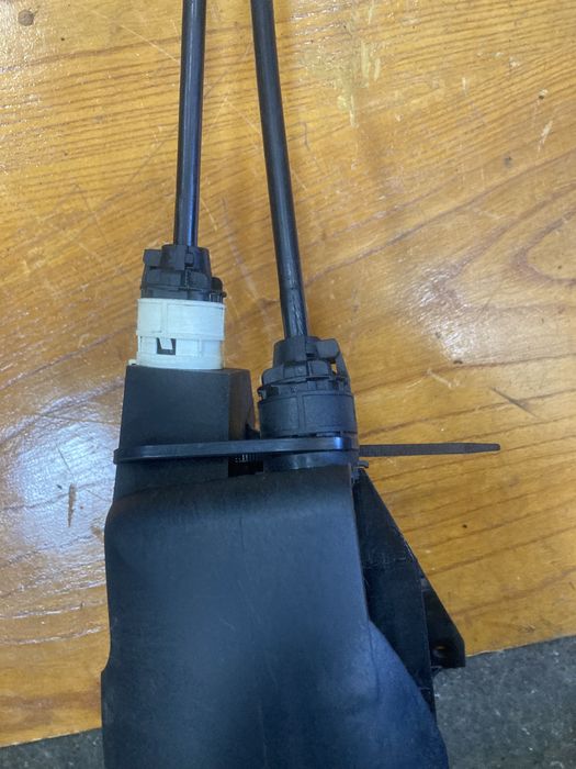 Movano Master 2012година 2.3dci 6 скорости Скоростен лост с жила