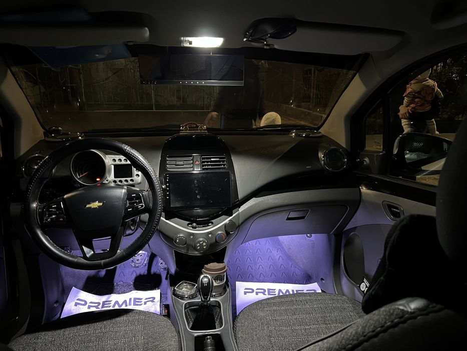 Spark 2012 yil sotiladi srochno