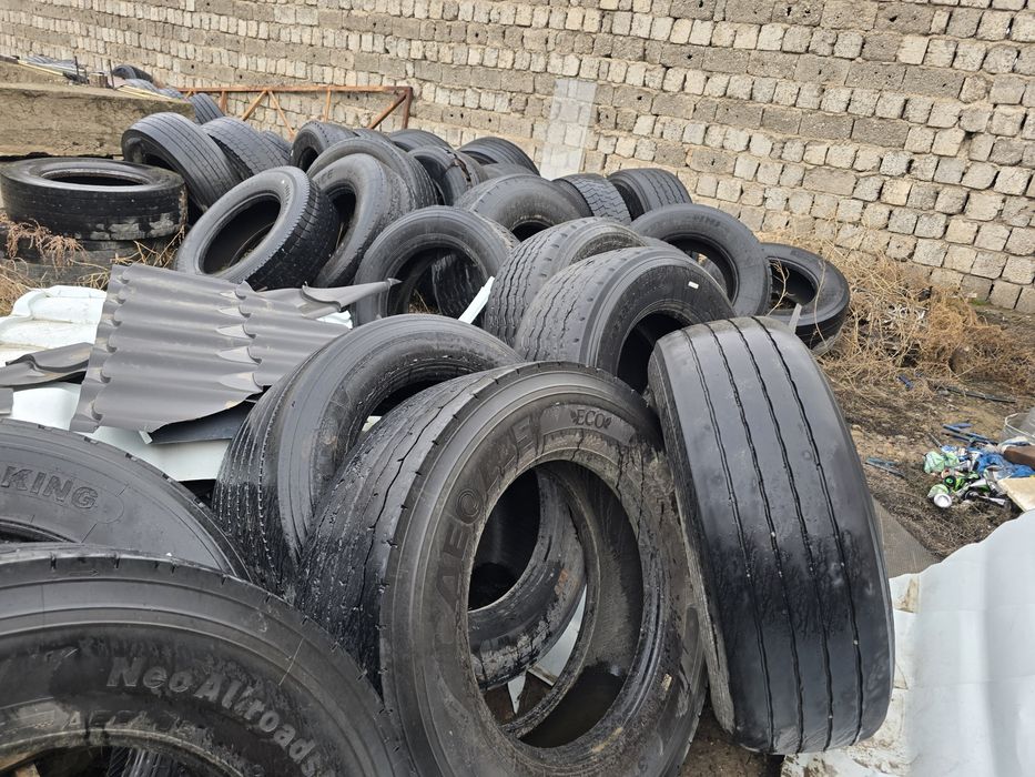 Шины для грузовых автомобилей  бу