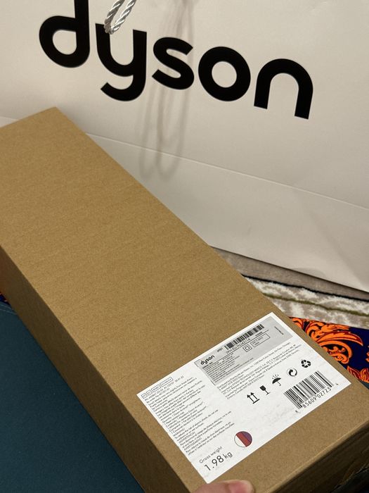 Dyson HT01 Airstrait