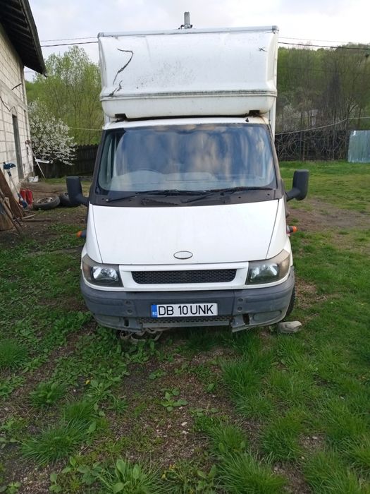 Autoutilitara Ford transit