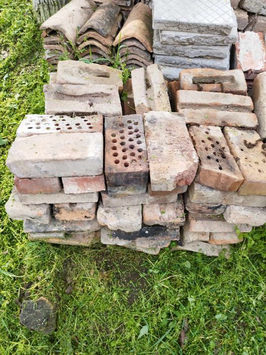 Тухли   единички