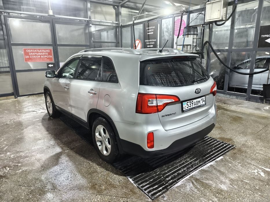 Продам Kia Sorento 2014 года