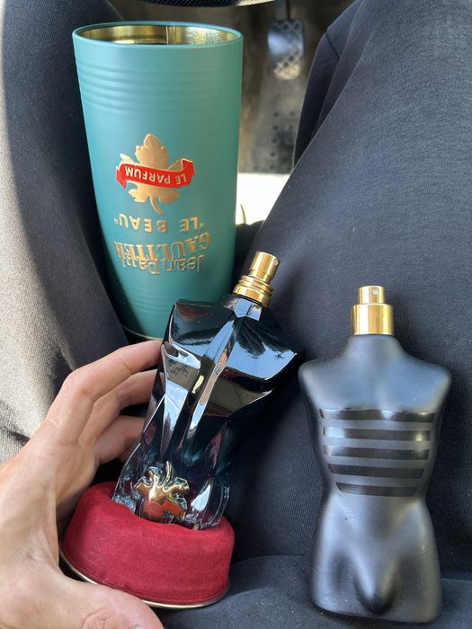 Продавам два мъжки парфюма