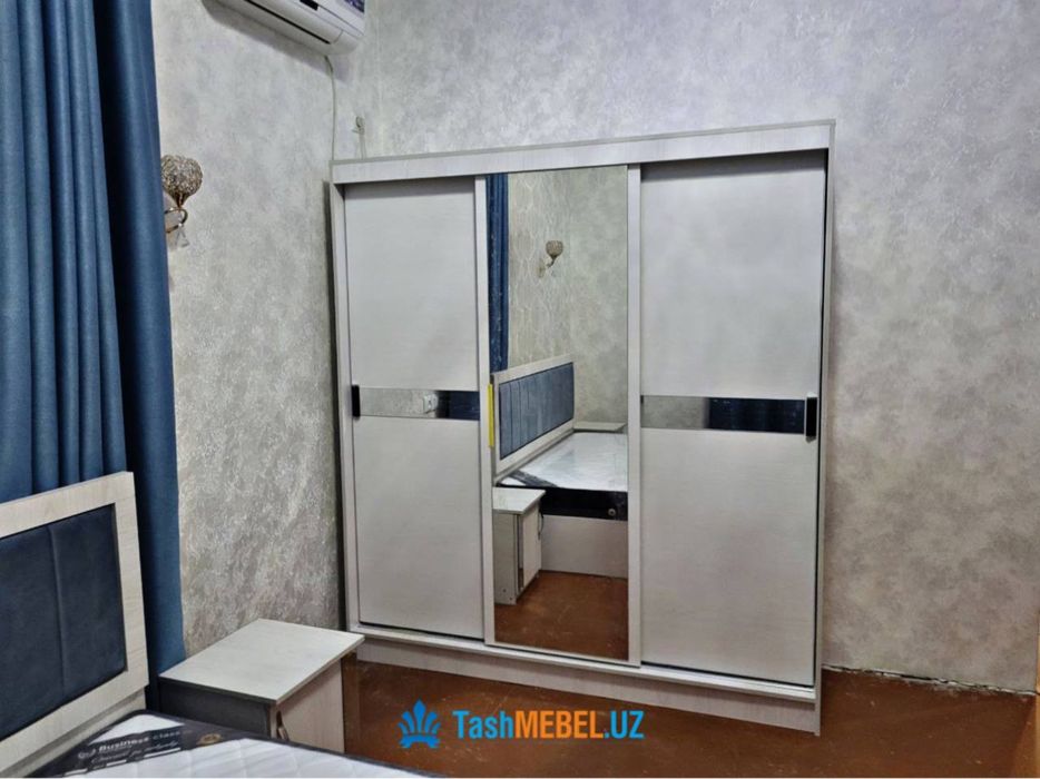 Izmir spalniy komplekti