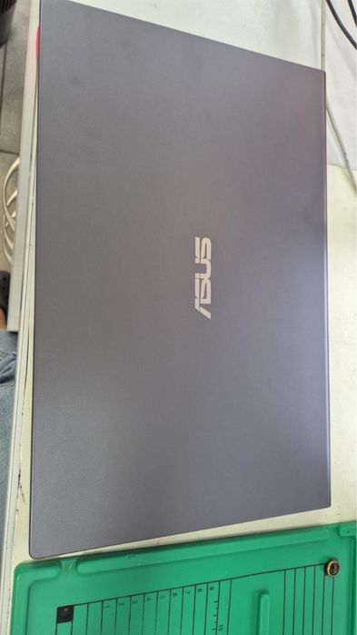Ноутбук Asus Vivobook X515EA
