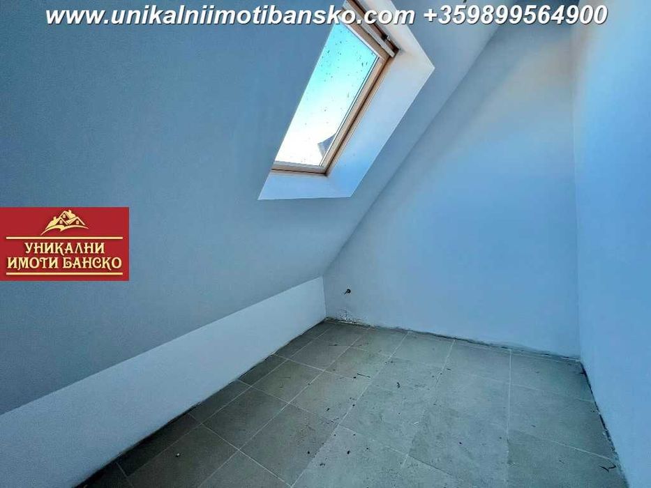 Страхотна гледка! Четиристаен апартамент за продажба в Разлог