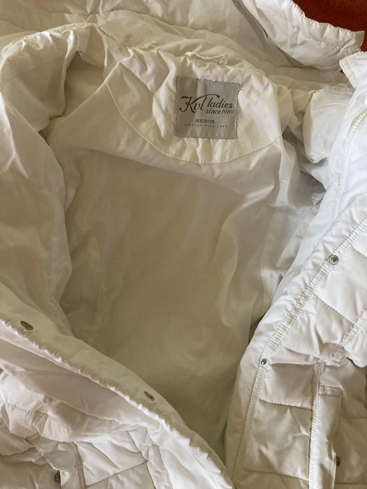 Женско/ детско бяло яке