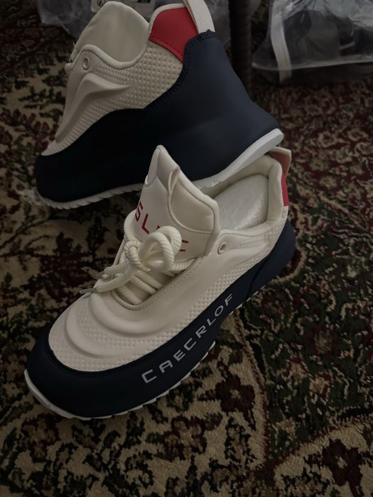 Красовка с европи