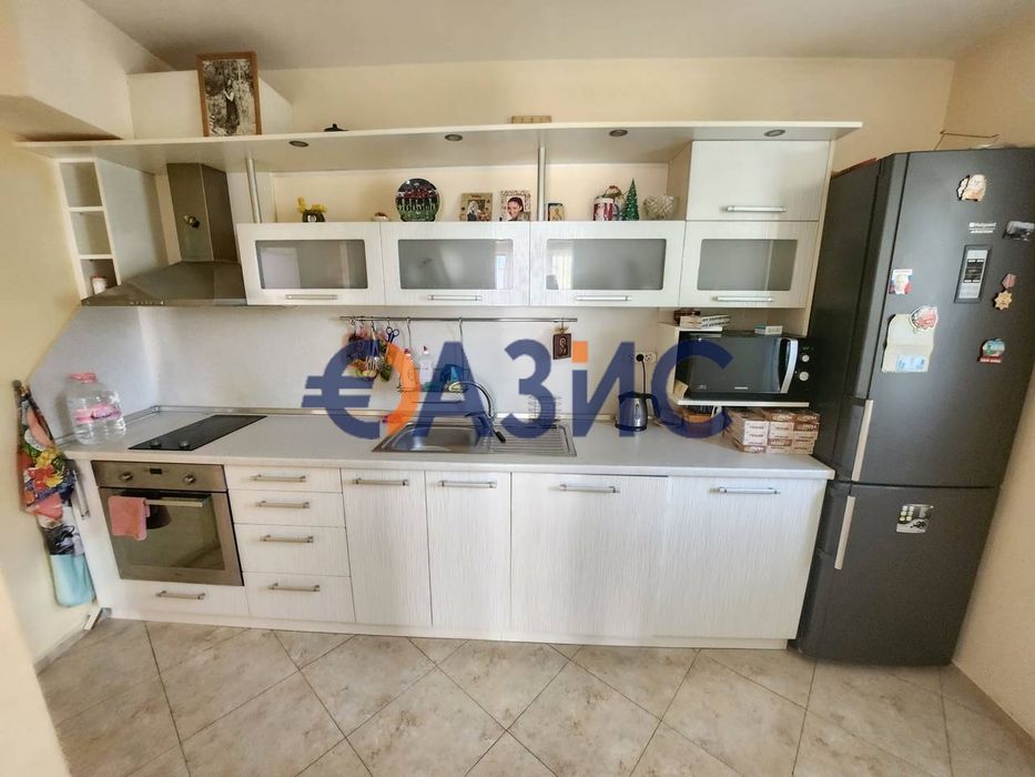 Продава се Двустаен апартамент в Свети Влас - 74 кв.м за 973 €/кв.м - Снимка #1