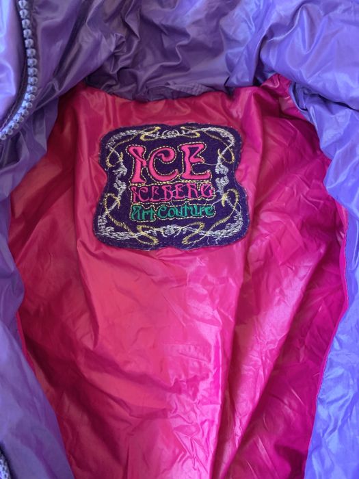 Продам пуховик Iceberg. Очень красивый