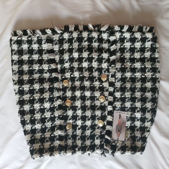 Fusta scurta tweed alb negru
