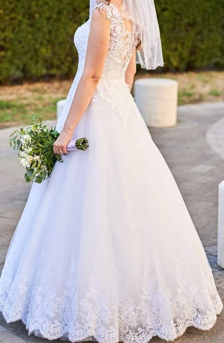 Rochie de mireasă / Mennyasszonyi ruha