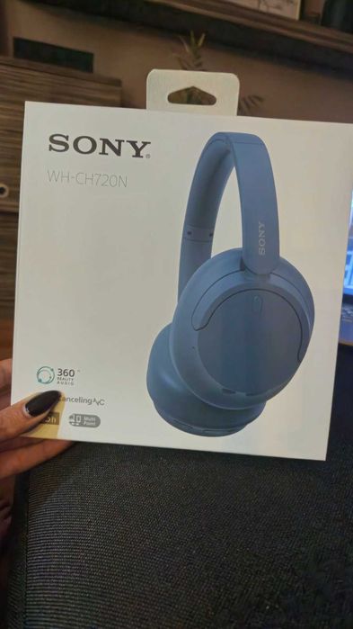 Стерео слушалки SONY WH-CH720NL