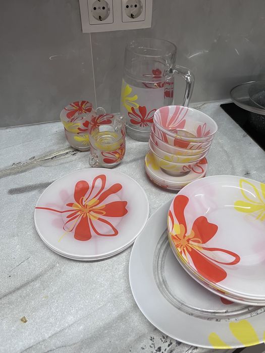 Продам Набор посуды