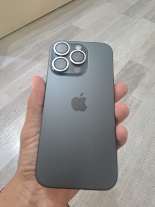 iPhone 16 pro память 256 сост 10/10