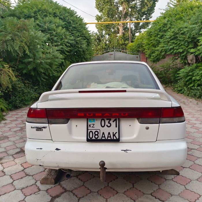 Автомобиль Субару