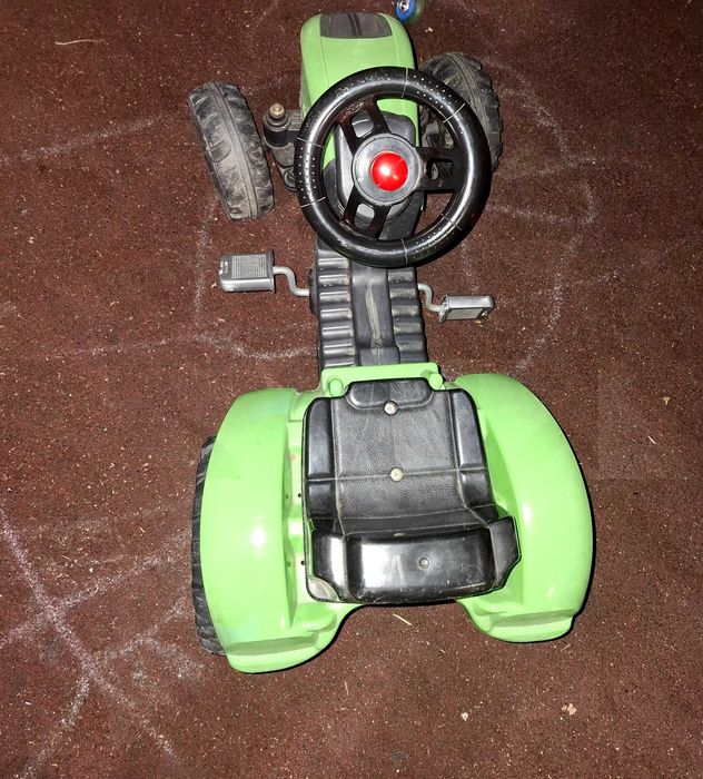 Tractor cu pedale verde Falk 2057 Country Farmer