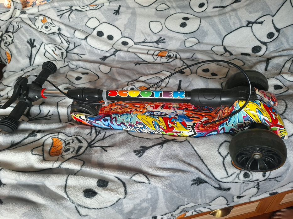 Самокат 3-х колесный