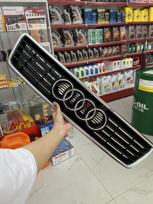 решетка радиатора Audi A6 C5