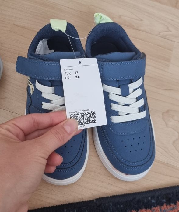 Incaltaminte marimea 27