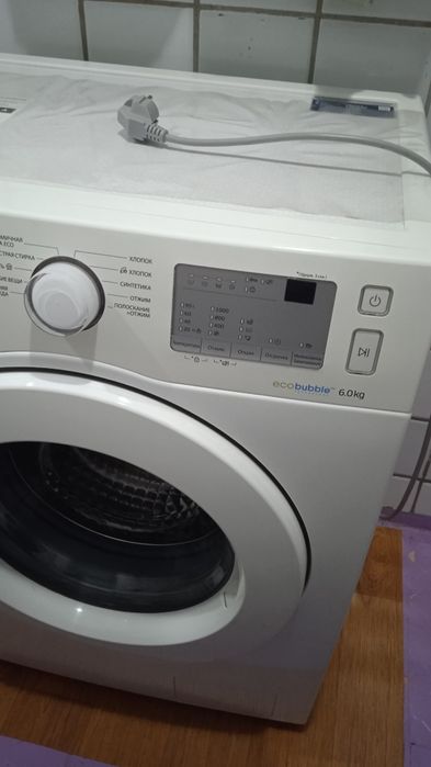Стиральная машина Samsung EcoBubble 6.0 kg