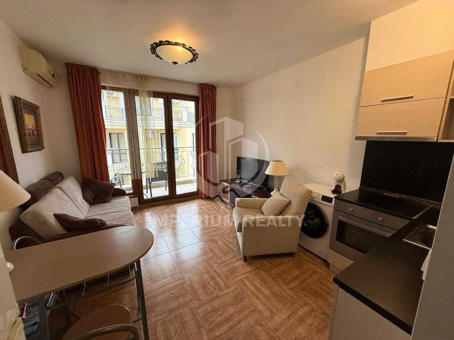 Продава се Двустаен апартамент в Свети Влас - 55 кв.м за 1728 €/кв.м - Снимка #1