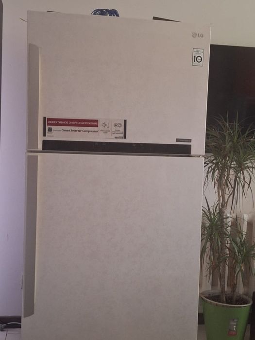 Продам холодильник