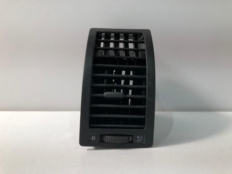 Grila ventilatie stanga fata Volkswagen Golf 4 6q0819703