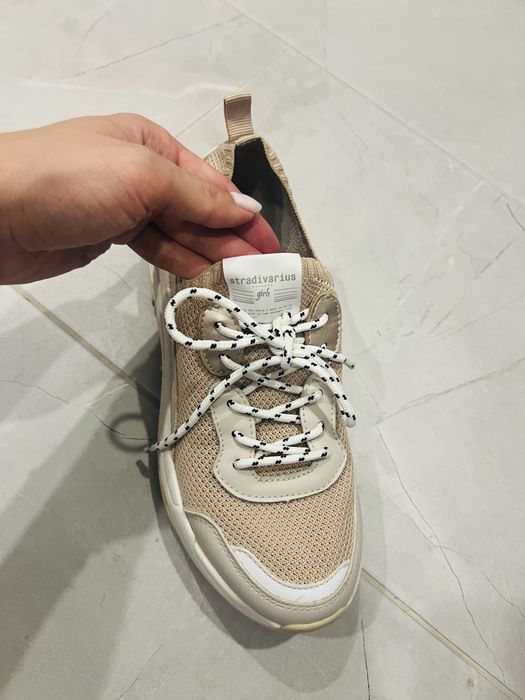 Обувки Stradivarius