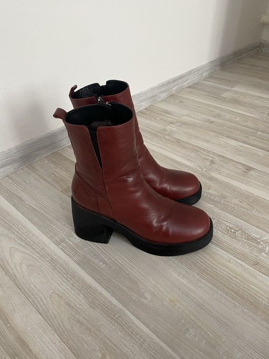 Зимняя обувь с натуральным мехом женская 41 размер