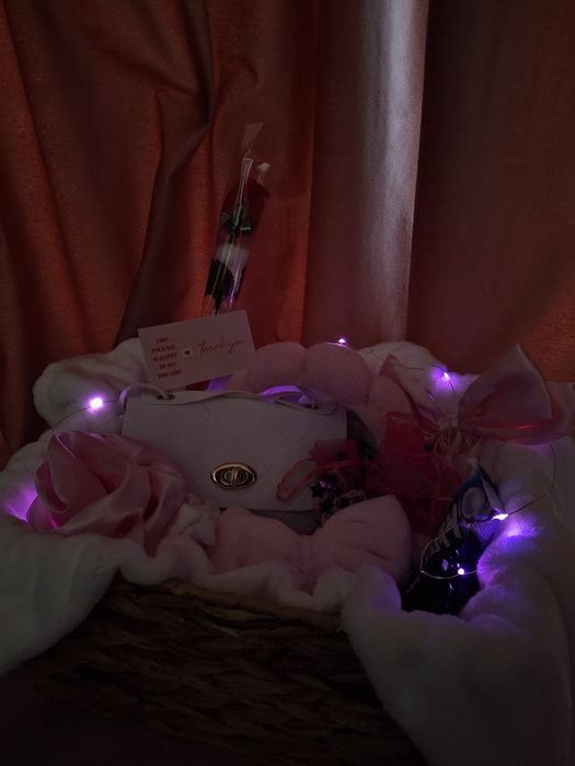 Boo basket cadou  perfect pentru persoana iubita
Vindem