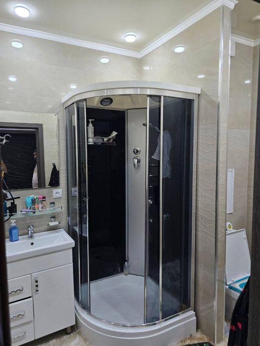 Чиланзар -7 кв 1/3/4.36м2 Срочно Продам квартиру Срочно