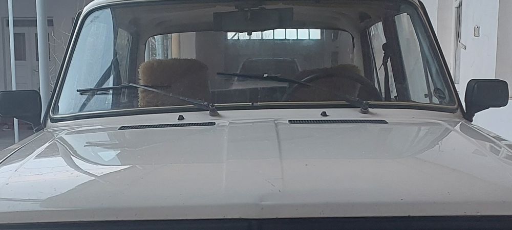 Ваз 2106 радной сотилади срочна холати яхши 1995 бензин