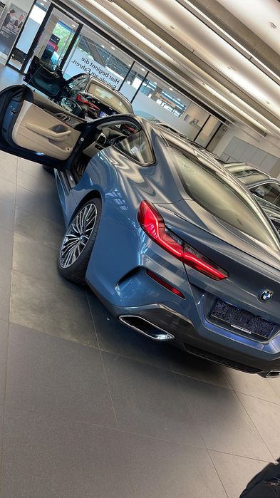 BMW M850i xDrive Coupe – V8 530 CP – Full