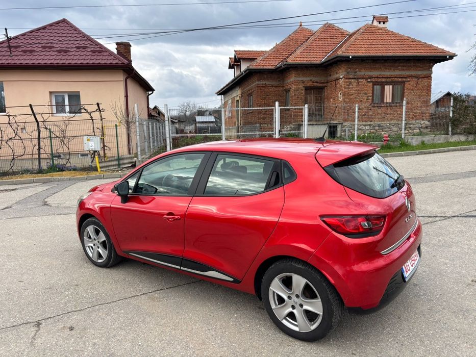Renault Clio   4