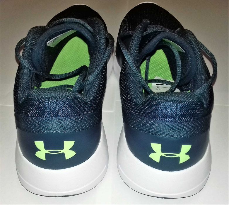 Pantofi sport noi Under Armour Training
