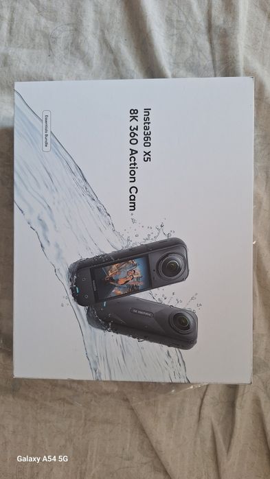 Camera insta 360 x5 essential bundle