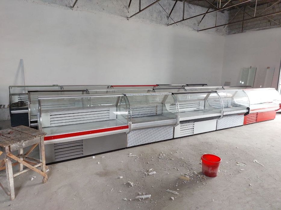 Витрина холодильник